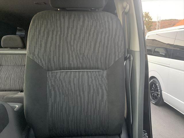 NV350キャラバンバン プレミアムGX アーバンクロム 純正メモリーナビ アラウンドビューモニター LEDヘッドライト 禁煙車 衝突軽減ブレーキ フルセグTV Bluetooth対応 ミュージックサーバー 4WD ETC スマートキー ドライブレコーダー(57枚目)