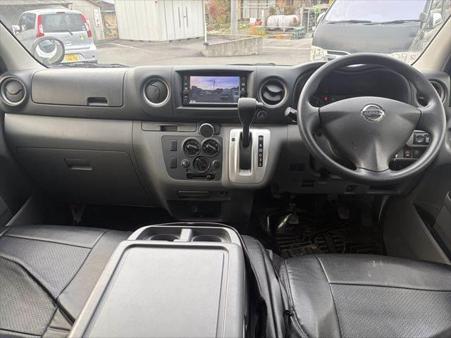 NV350キャラバンバン ロングDX 衝突軽減ブレーキ 純正メモリーナビ バックカメラ フルセグTV ブルートゥース キーレス ETC 両側スライドドア LEDヘッドライト Keeler15インチアルミホイール リヤダークガラス(3枚目)