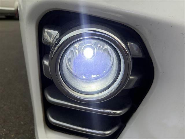 NV350キャラバンバン ロングDX 衝突軽減ブレーキ 純正メモリーナビ バックカメラ フルセグTV ブルートゥース キーレス ETC 両側スライドドア LEDヘッドライト Keeler15インチアルミホイール リヤダークガラス(12枚目)