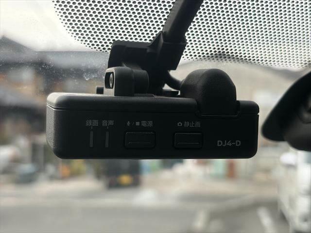 NV350キャラバンバン ロングDX 衝突軽減ブレーキ 純正メモリーナビ バックカメラ フルセグTV ブルートゥース キーレス ETC 両側スライドドア LEDヘッドライト Keeler15インチアルミホイール リヤダークガラス(37枚目)