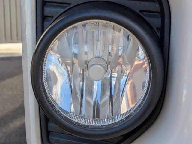 ハイエースバン スーパーＧＬ　ダークプライム　４ＷＤ　ディーゼルターボ　モデリスタフロントエアロ　両側電動スライド　ＨＤＤナビ　バックカメラ　ブルートゥース　フルセグＴＶ　ＥＴＣ　ＬＥＤヘッド　ミュージックサーバー　ＵＳＢ　スマートキー　盗難防止（26枚目）