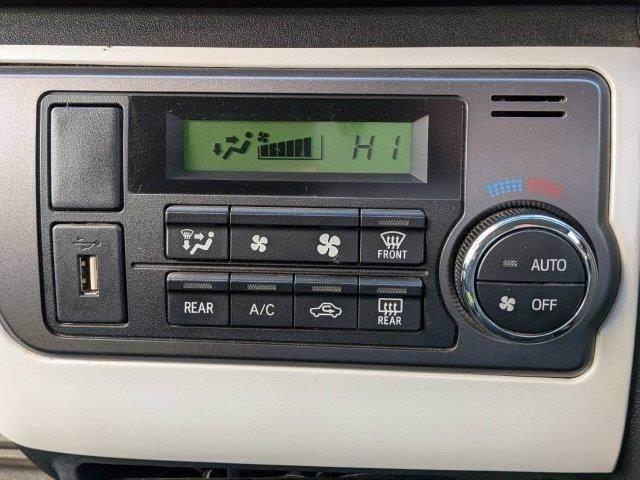 ハイエースバン スーパーＧＬ　ダークプライム　４ＷＤ　ディーゼルターボ　モデリスタフロントエアロ　両側電動スライド　ＨＤＤナビ　バックカメラ　ブルートゥース　フルセグＴＶ　ＥＴＣ　ＬＥＤヘッド　ミュージックサーバー　ＵＳＢ　スマートキー　盗難防止（39枚目）