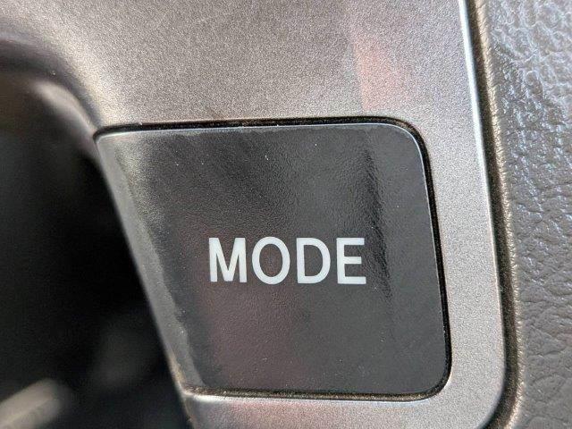 ハイエースバン スーパーＧＬ　ダークプライム　４ＷＤ　ディーゼルターボ　モデリスタフロントエアロ　両側電動スライド　ＨＤＤナビ　バックカメラ　ブルートゥース　フルセグＴＶ　ＥＴＣ　ＬＥＤヘッド　ミュージックサーバー　ＵＳＢ　スマートキー　盗難防止（41枚目）