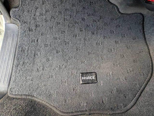 ハイエースバン スーパーＧＬ　ダークプライム　４ＷＤ　ディーゼルターボ　モデリスタフロントエアロ　両側電動スライド　ＨＤＤナビ　バックカメラ　ブルートゥース　フルセグＴＶ　ＥＴＣ　ＬＥＤヘッド　ミュージックサーバー　ＵＳＢ　スマートキー　盗難防止（45枚目）