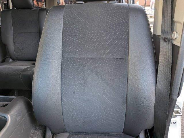 ハイエースバン スーパーＧＬ　ダークプライム　４ＷＤ　ディーゼルターボ　モデリスタフロントエアロ　両側電動スライド　ＨＤＤナビ　バックカメラ　ブルートゥース　フルセグＴＶ　ＥＴＣ　ＬＥＤヘッド　ミュージックサーバー　ＵＳＢ　スマートキー　盗難防止（60枚目）