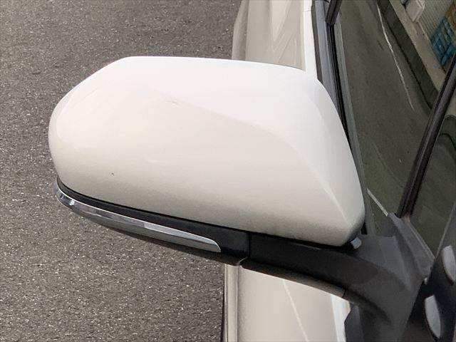 プリウス Sツーリングセレクション ユーザー買取車 純正9インチナビ レーダークルーズコントロール 合皮シート シートヒーター 禁煙車 LEDヘッドライト 衝突軽減ブレーキ バックカメラ フルセグTV Bluetooth ETC(22枚目)