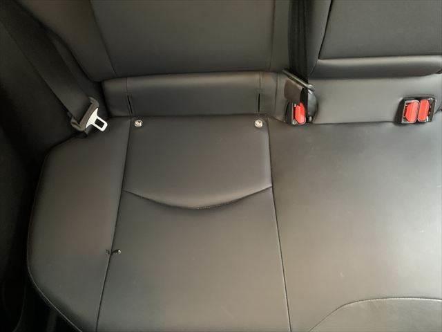 プリウス Sツーリングセレクション ユーザー買取車 純正9インチナビ レーダークルーズコントロール 合皮シート シートヒーター 禁煙車 LEDヘッドライト 衝突軽減ブレーキ バックカメラ フルセグTV Bluetooth ETC(58枚目)