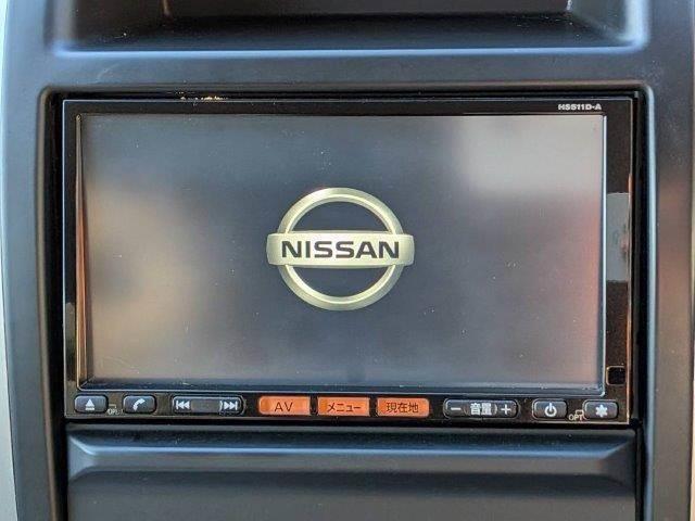 エクストレイル ２０ＧＴ　４ＷＤ　６速ＭＴ　ディーゼルターボ　純正ＨＤＤナビ　ＨＩＤヘッド　バックカメラ　スマートキー　禁煙車　ＥＴＣ　１６インチアルミホイール　フルセグＴＶ　ブルートゥース　クルーズコントロール　盗難防止（4枚目）