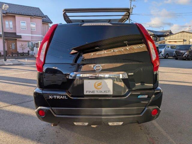 エクストレイル ２０ＧＴ　４ＷＤ　６速ＭＴ　ディーゼルターボ　純正ＨＤＤナビ　ＨＩＤヘッド　バックカメラ　スマートキー　禁煙車　ＥＴＣ　１６インチアルミホイール　フルセグＴＶ　ブルートゥース　クルーズコントロール　盗難防止（20枚目）
