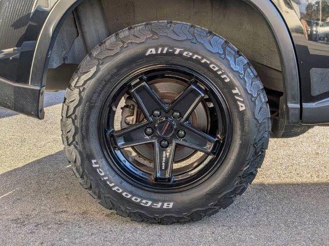 エクストレイル ２０ＧＴ　４ＷＤ　６速ＭＴ　ディーゼルターボ　純正ＨＤＤナビ　ＨＩＤヘッド　バックカメラ　スマートキー　禁煙車　ＥＴＣ　１６インチアルミホイール　フルセグＴＶ　ブルートゥース　クルーズコントロール　盗難防止（28枚目）