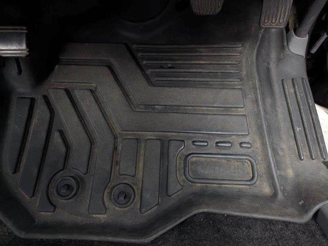 NV350キャラバンバン ロングプレミアムGX アラウンドビューモニター 衝突軽減ブレーキ パワースライドドア 純正SDナビ LEDヘッドライト 禁煙車 フルセグTV USBポート ETC スマートキー ミュージックサーバー 盗難防止装置(44枚目)