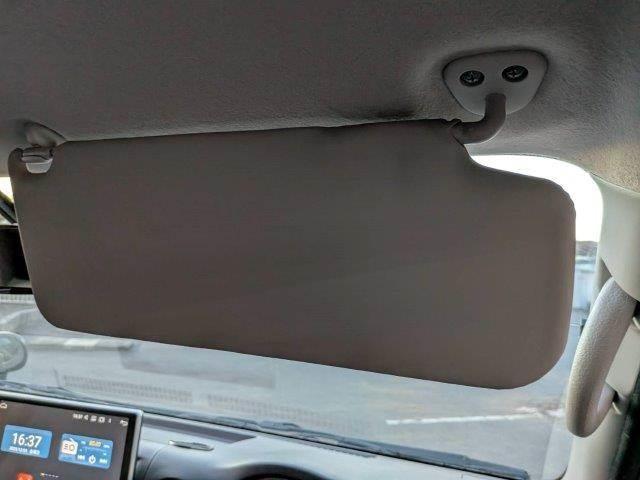 ＮＶ３５０キャラバンバン 　日産大阪５周年記念車　ディスプレイオーディオ　ＨＩＤヘッドライト　Ｂｌｕｅｔｏｏｔｈ　キーレス　禁煙車　ＥＴＣ　両側スライドドア　ベットキット　横滑り防止装置　電動格納ミラー（42枚目）