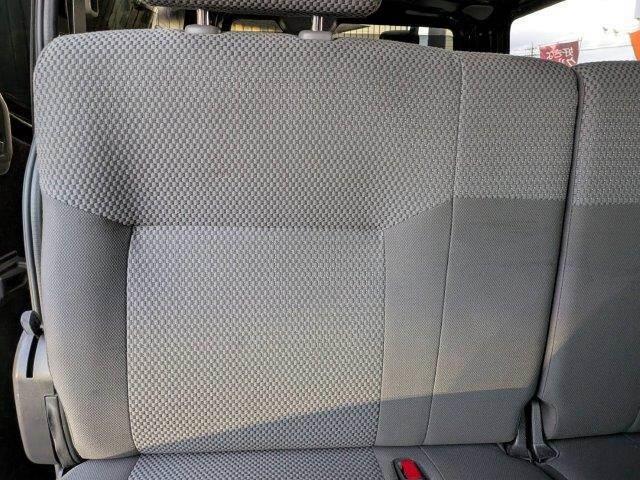 ＮＶ３５０キャラバンバン 　日産大阪５周年記念車　ディスプレイオーディオ　ＨＩＤヘッドライト　Ｂｌｕｅｔｏｏｔｈ　キーレス　禁煙車　ＥＴＣ　両側スライドドア　ベットキット　横滑り防止装置　電動格納ミラー（48枚目）