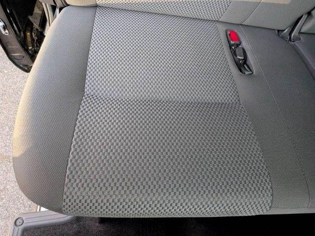 ＮＶ３５０キャラバンバン 　日産大阪５周年記念車　ディスプレイオーディオ　ＨＩＤヘッドライト　Ｂｌｕｅｔｏｏｔｈ　キーレス　禁煙車　ＥＴＣ　両側スライドドア　ベットキット　横滑り防止装置　電動格納ミラー（49枚目）