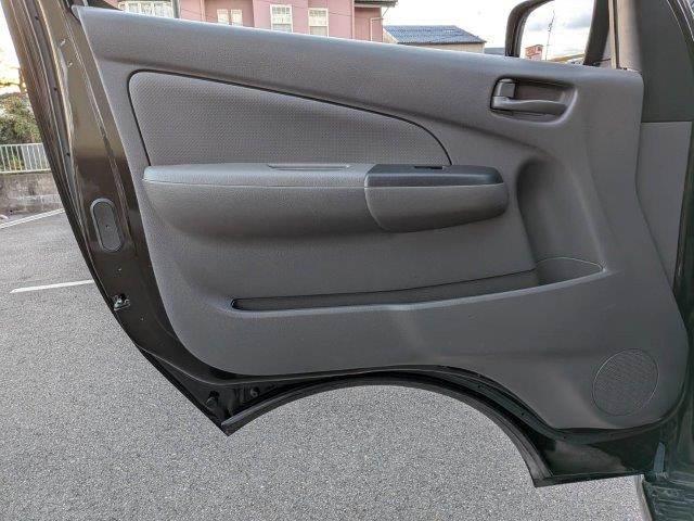 ＮＶ３５０キャラバンバン 　日産大阪５周年記念車　ディスプレイオーディオ　ＨＩＤヘッドライト　Ｂｌｕｅｔｏｏｔｈ　キーレス　禁煙車　ＥＴＣ　両側スライドドア　ベットキット　横滑り防止装置　電動格納ミラー（50枚目）