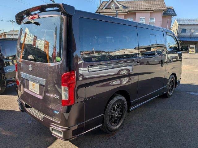 NV350キャラバンバン ロングプレミアムGXターボ 純正SDナビ バックカメラ HIDヘッドライト フルセグTV Bluetooth 禁煙車 ETC スマートキー 15インチアルミホイール デジタルインナーミラー 盗難防止装置 ミュージックサーバー(20枚目)