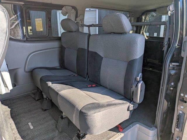 NV350キャラバンバン ロングプレミアムGXターボ 純正SDナビ バックカメラ HIDヘッドライト フルセグTV Bluetooth 禁煙車 ETC スマートキー 15インチアルミホイール デジタルインナーミラー 盗難防止装置 ミュージックサーバー(36枚目)