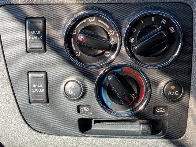 NV350キャラバンバン ロングプレミアムGXターボ 純正SDナビ バックカメラ HIDヘッドライト フルセグTV Bluetooth 禁煙車 ETC スマートキー 15インチアルミホイール デジタルインナーミラー 盗難防止装置 ミュージックサーバー(39枚目)