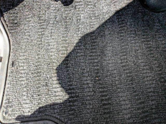 NV350キャラバンバン ロングプレミアムGXターボ 純正SDナビ バックカメラ HIDヘッドライト フルセグTV Bluetooth 禁煙車 ETC スマートキー 15インチアルミホイール デジタルインナーミラー 盗難防止装置 ミュージックサーバー(45枚目)