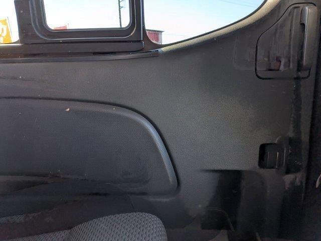 NV350キャラバンバン ロングプレミアムGXターボ 純正SDナビ バックカメラ HIDヘッドライト フルセグTV Bluetooth 禁煙車 ETC スマートキー 15インチアルミホイール デジタルインナーミラー 盗難防止装置 ミュージックサーバー(58枚目)