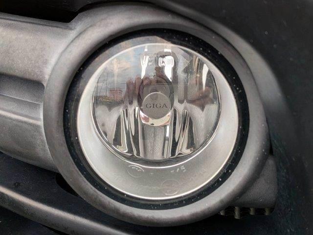 NV350キャラバンバン ロングプレミアムGXターボ 衝突軽減ブレーキ 防水シート HIDヘッドライト バックカメラ 純正SDナビ 禁煙車 フルセグTV Bluetooth スマートキー ベットキット フロントエアロ 盗難防止装置 両側スライドドア(27枚目)