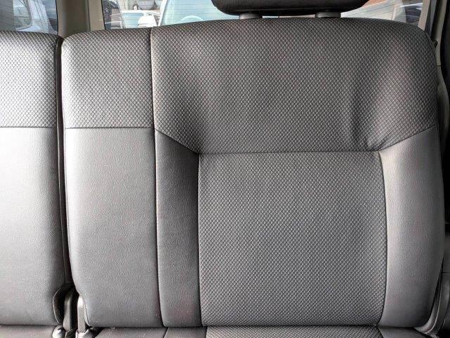 NV350キャラバンバン ロングプレミアムGXターボ 衝突軽減ブレーキ 防水シート HIDヘッドライト バックカメラ 純正SDナビ 禁煙車 フルセグTV Bluetooth スマートキー ベットキット フロントエアロ 盗難防止装置 両側スライドドア(60枚目)