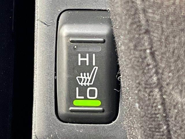 デリカD:5 アーバンギア G パワーパッケージ 4WD 純正10.1インチナビ レーダークルーズコントロール フルセグTV Bluetooth 全周囲カメラ 両側パワースライドドア 電動リアゲート シートヒーター ワンオーナー 禁煙車(9枚目)