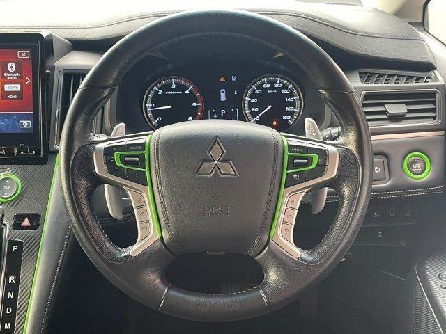 デリカD:5 アーバンギア G パワーパッケージ 4WD 純正10.1インチナビ レーダークルーズコントロール フルセグTV Bluetooth 全周囲カメラ 両側パワースライドドア 電動リアゲート シートヒーター ワンオーナー 禁煙車(20枚目)