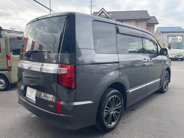 デリカD:5 アーバンギア G パワーパッケージ 4WD 純正10.1インチナビ レーダークルーズコントロール フルセグTV Bluetooth 全周囲カメラ 両側パワースライドドア 電動リアゲート シートヒーター ワンオーナー 禁煙車(27枚目)