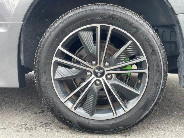 デリカD:5 アーバンギア G パワーパッケージ 4WD 純正10.1インチナビ レーダークルーズコントロール フルセグTV Bluetooth 全周囲カメラ 両側パワースライドドア 電動リアゲート シートヒーター ワンオーナー 禁煙車(32枚目)