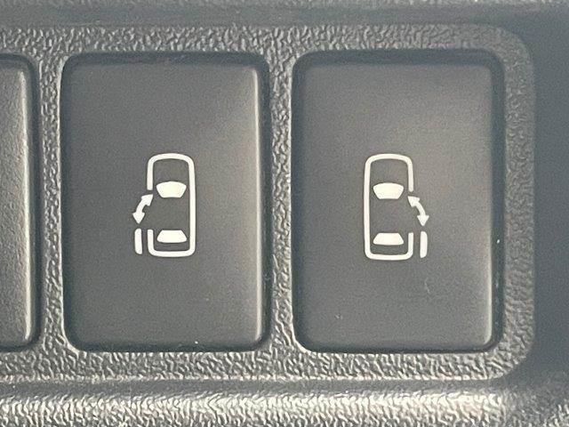 ハイエースバン ロングスーパーGL 4WD ディーゼルターボ SDナビ フルセグTV Bluetooth バックカメラ 両側パワースライドドア 禁煙車 ワンオーナー LEDヘッドライト スマートキー 電動格納ミラー 盗難防止装置(9枚目)