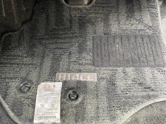 ハイエースバン ロングスーパーGL 4WD ディーゼルターボ SDナビ フルセグTV Bluetooth バックカメラ 両側パワースライドドア 禁煙車 ワンオーナー LEDヘッドライト スマートキー 電動格納ミラー 盗難防止装置(49枚目)