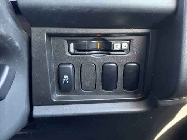 デリカD:5 G パワーパッケージ 4WD 両側パワースライドドア 8インチナビ フルセグTV Bluetooth バックカメラ 禁煙車 ETC HIDヘッドライト クルーズコントロール 4WD ミュージックサーバー 16インチアルミ(42枚目)