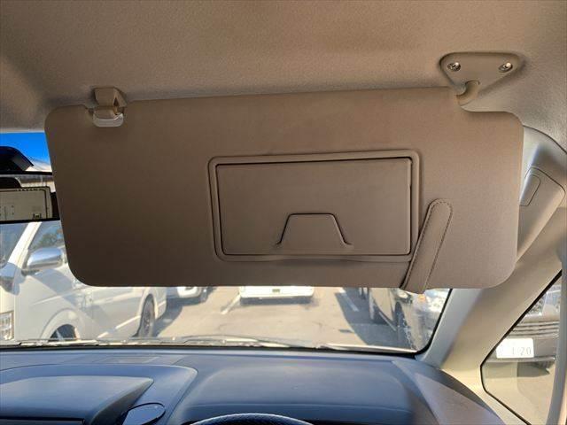 デリカD:5 G パワーパッケージ 4WD 両側パワースライドドア 8インチナビ フルセグTV Bluetooth バックカメラ 禁煙車 ETC HIDヘッドライト クルーズコントロール 4WD ミュージックサーバー 16インチアルミ(53枚目)