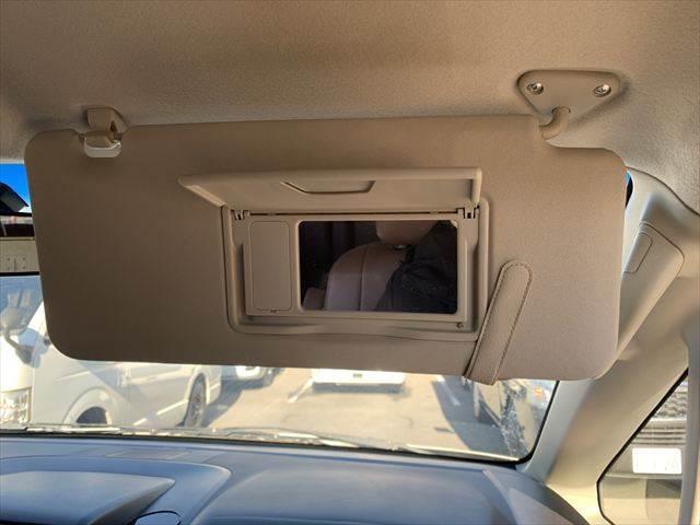 デリカD:5 G パワーパッケージ 4WD 両側パワースライドドア 8インチナビ フルセグTV Bluetooth バックカメラ 禁煙車 ETC HIDヘッドライト クルーズコントロール 4WD ミュージックサーバー 16インチアルミ(54枚目)