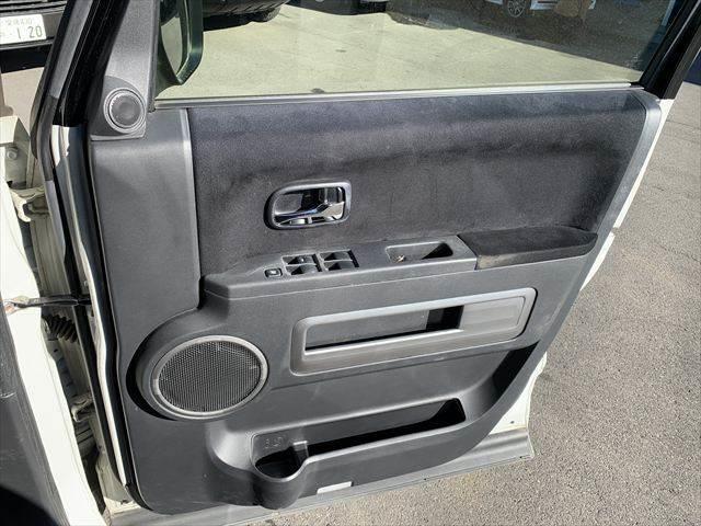 デリカD:5 G パワーパッケージ 4WD 両側パワースライドドア 8インチナビ フルセグTV Bluetooth バックカメラ 禁煙車 ETC HIDヘッドライト クルーズコントロール 4WD ミュージックサーバー 16インチアルミ(57枚目)