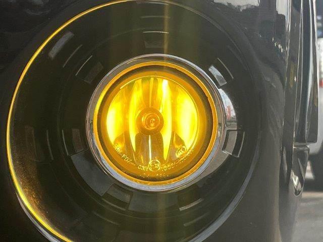 デリカD:5 G プレミアム 4WD 3列サンルーフ 両側パワースライドドア 電動リアゲート HIDヘッドライト 禁煙車 純正HDDナビ Bluetooth バックカメラ サイドカメラ フロントカメラ ETC クルーズコントロール(17枚目)