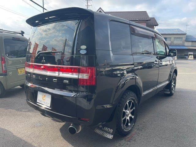 デリカD:5 G プレミアム 4WD 3列サンルーフ 両側パワースライドドア 電動リアゲート HIDヘッドライト 禁煙車 純正HDDナビ Bluetooth バックカメラ サイドカメラ フロントカメラ ETC クルーズコントロール(22枚目)