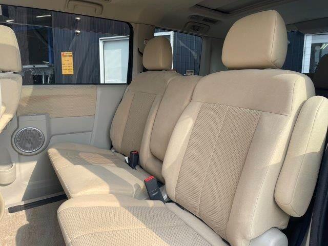 デリカD:5 G プレミアム 4WD 3列サンルーフ 両側パワースライドドア 電動リアゲート HIDヘッドライト 禁煙車 純正HDDナビ Bluetooth バックカメラ サイドカメラ フロントカメラ ETC クルーズコントロール(37枚目)