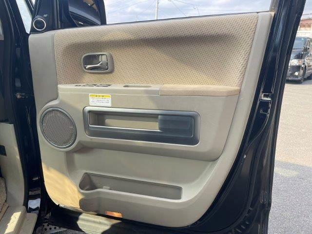 デリカD:5 G プレミアム 4WD 3列サンルーフ 両側パワースライドドア 電動リアゲート HIDヘッドライト 禁煙車 純正HDDナビ Bluetooth バックカメラ サイドカメラ フロントカメラ ETC クルーズコントロール(56枚目)