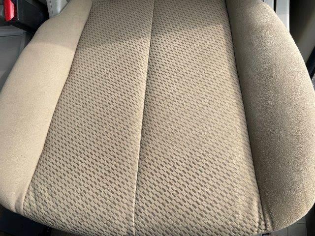 デリカD:5 G プレミアム 4WD 3列サンルーフ 両側パワースライドドア 電動リアゲート HIDヘッドライト 禁煙車 純正HDDナビ Bluetooth バックカメラ サイドカメラ フロントカメラ ETC クルーズコントロール(64枚目)