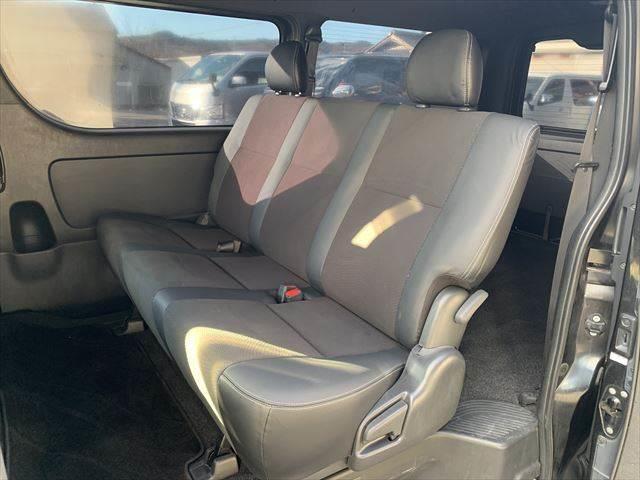 ハイエースバン スーパーGL ダークプライムII 特別仕様車 両側パワースライドドア トヨタセーフティセンス LEDヘッドライト ハーフレザー ETC フルセグTV Bluetooth バックカメラ スマートキー ワンオーナー 4WD フロントエアロ(35枚目)