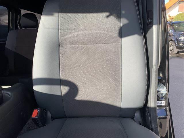 ハイエースバン スーパーGL ダークプライムII 特別仕様車 両側パワースライドドア トヨタセーフティセンス LEDヘッドライト ハーフレザー ETC フルセグTV Bluetooth バックカメラ スマートキー ワンオーナー 4WD フロントエアロ(57枚目)