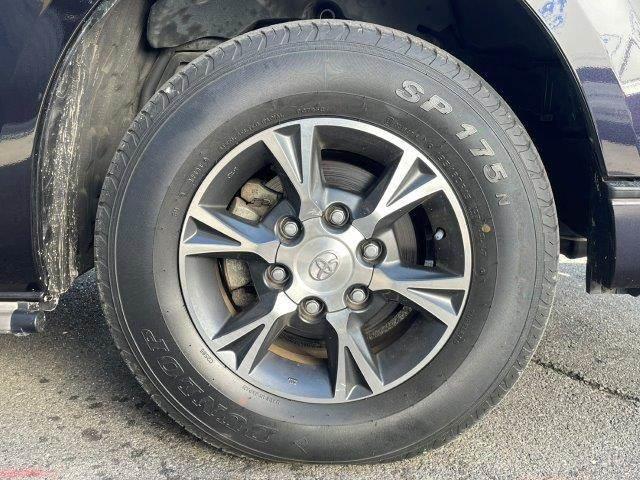 ハイエースバン スーパーＧＬ　ダークプライム　マルチトランスポータータイプ２　両側パワースライドドア　特別仕様車　ＴＲＤエアロ　ハーフレザーシート　純正ＳＤナビ　禁煙車　フルセグＴＶ　Ｂｌｕｅｔｏｏｔｈ　バックカメラ　ＥＴＣ　ＬＥＤヘッドライト（18枚目）