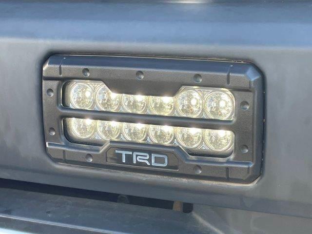 ハイエースバン スーパーＧＬ　ダークプライム　マルチトランスポータータイプ２　両側パワースライドドア　特別仕様車　ＴＲＤエアロ　ハーフレザーシート　純正ＳＤナビ　禁煙車　フルセグＴＶ　Ｂｌｕｅｔｏｏｔｈ　バックカメラ　ＥＴＣ　ＬＥＤヘッドライト（37枚目）