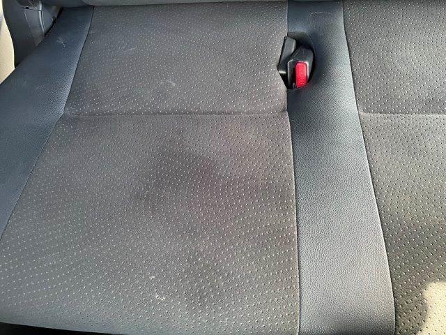 ハイエースバン スーパーＧＬ　ダークプライム　マルチトランスポータータイプ２　両側パワースライドドア　特別仕様車　ＴＲＤエアロ　ハーフレザーシート　純正ＳＤナビ　禁煙車　フルセグＴＶ　Ｂｌｕｅｔｏｏｔｈ　バックカメラ　ＥＴＣ　ＬＥＤヘッドライト（61枚目）