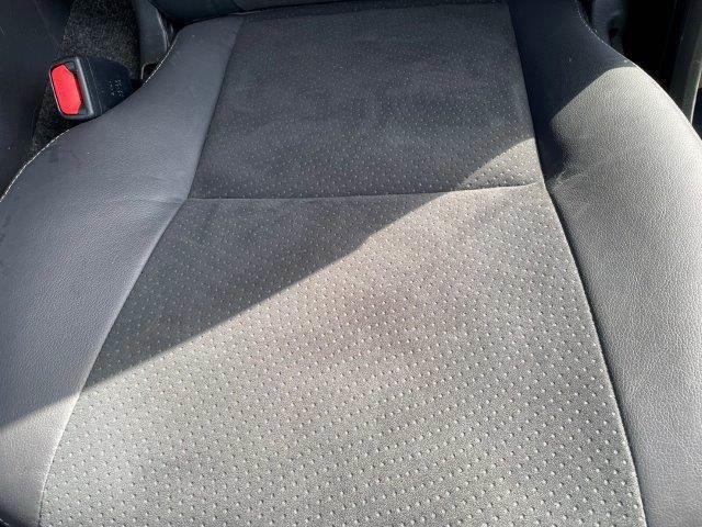 ハイエースバン スーパーＧＬ　ダークプライム　マルチトランスポータータイプ２　両側パワースライドドア　特別仕様車　ＴＲＤエアロ　ハーフレザーシート　純正ＳＤナビ　禁煙車　フルセグＴＶ　Ｂｌｕｅｔｏｏｔｈ　バックカメラ　ＥＴＣ　ＬＥＤヘッドライト（64枚目）