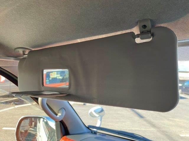 ハイエースバン ロングスーパーＧＬ　禁煙車　メモリーナビ　両側パワースライドドア　Ｂｌｕｅｔｏｏｔｈ　バックカメラ　フリップダウンモニター　フルセグＴＶ　ワンオーナー　キーレスエントリー　ＬＥＤヘッドライト　電動格納ミラー（47枚目）