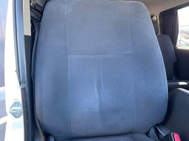 ハイエースバン ロングスーパーＧＬ　禁煙車　メモリーナビ　両側パワースライドドア　Ｂｌｕｅｔｏｏｔｈ　バックカメラ　フリップダウンモニター　フルセグＴＶ　ワンオーナー　キーレスエントリー　ＬＥＤヘッドライト　電動格納ミラー（53枚目）