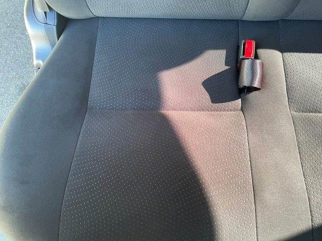 ハイエースバン ロングスーパーＧＬ　４ＷＤ　ベッドキット　ＳＤナビ　バックカメラ　フルセグＴＶ　ＬＥＤヘッドライト　禁煙車　ＥＴＣ　Ｂｌｕｅｔｏｏｔｈ　両側スライドドア　電動格納ミラー　盗難防止装置　オートエアコン（54枚目）